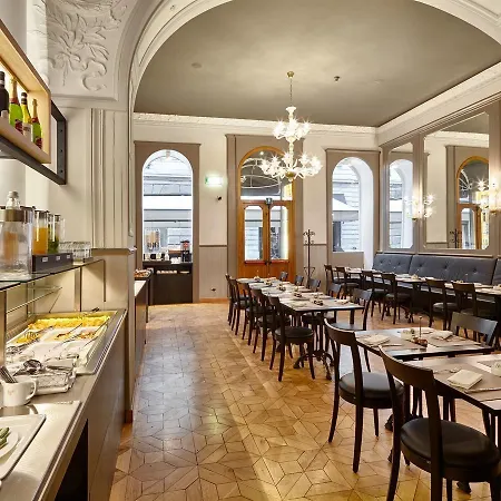 Aparthotel Palace Terst