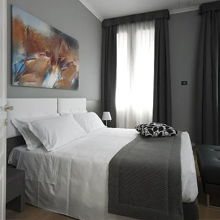 Palace 4*