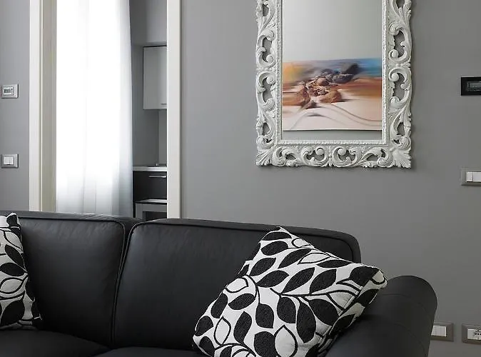 Palace Apart-hotel Trieste